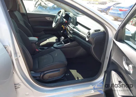 2019 Kia Forte Lxs из США, поврежденный, VIN 3KPF24AD7KE117727